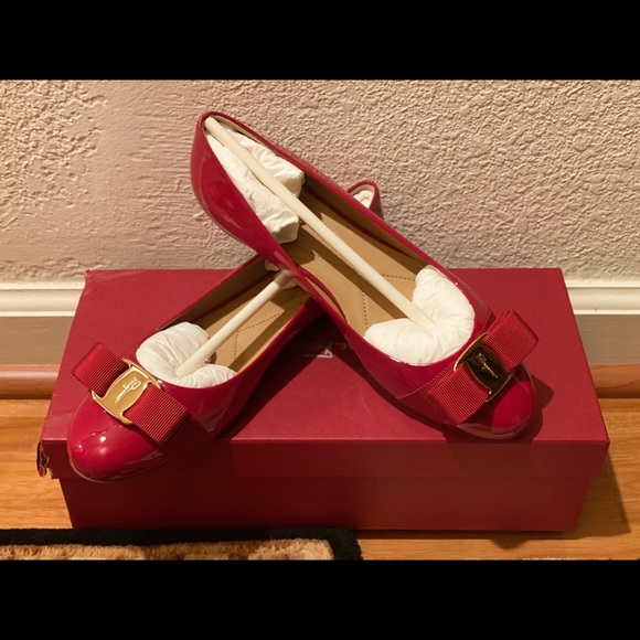 Varina Leather FlatSALVATORE FERRAGAMO